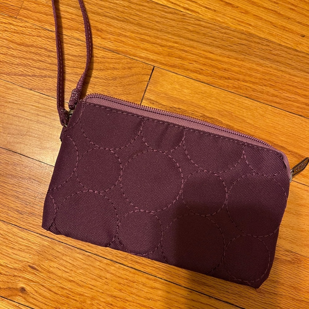 Clutch purse